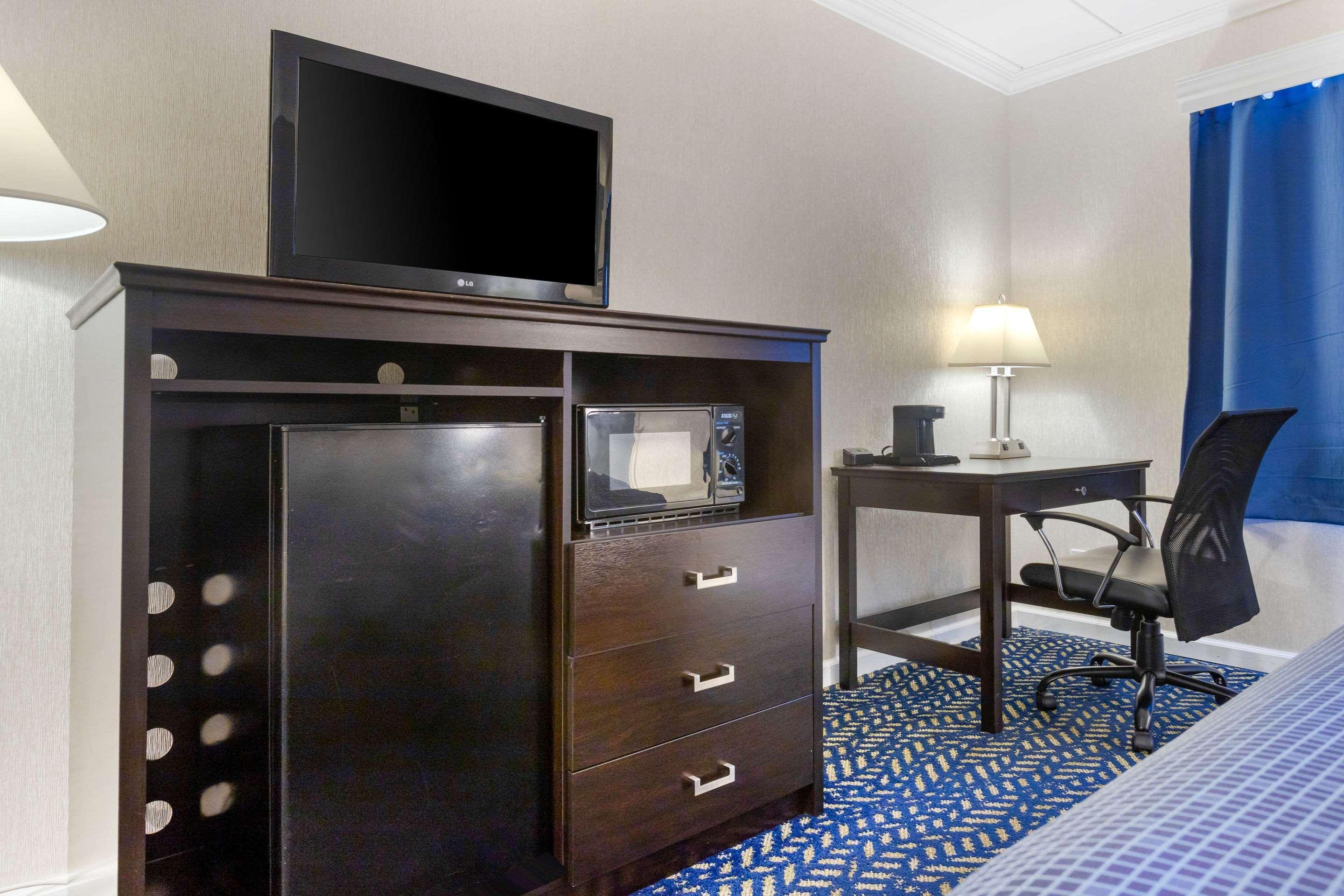Econo Lodge Hicksville Eksteriør bilde