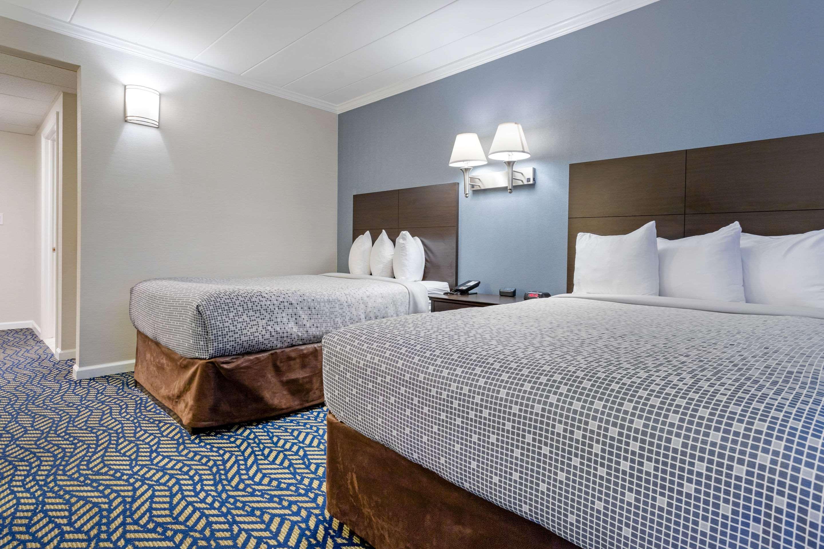 Econo Lodge Hicksville Eksteriør bilde