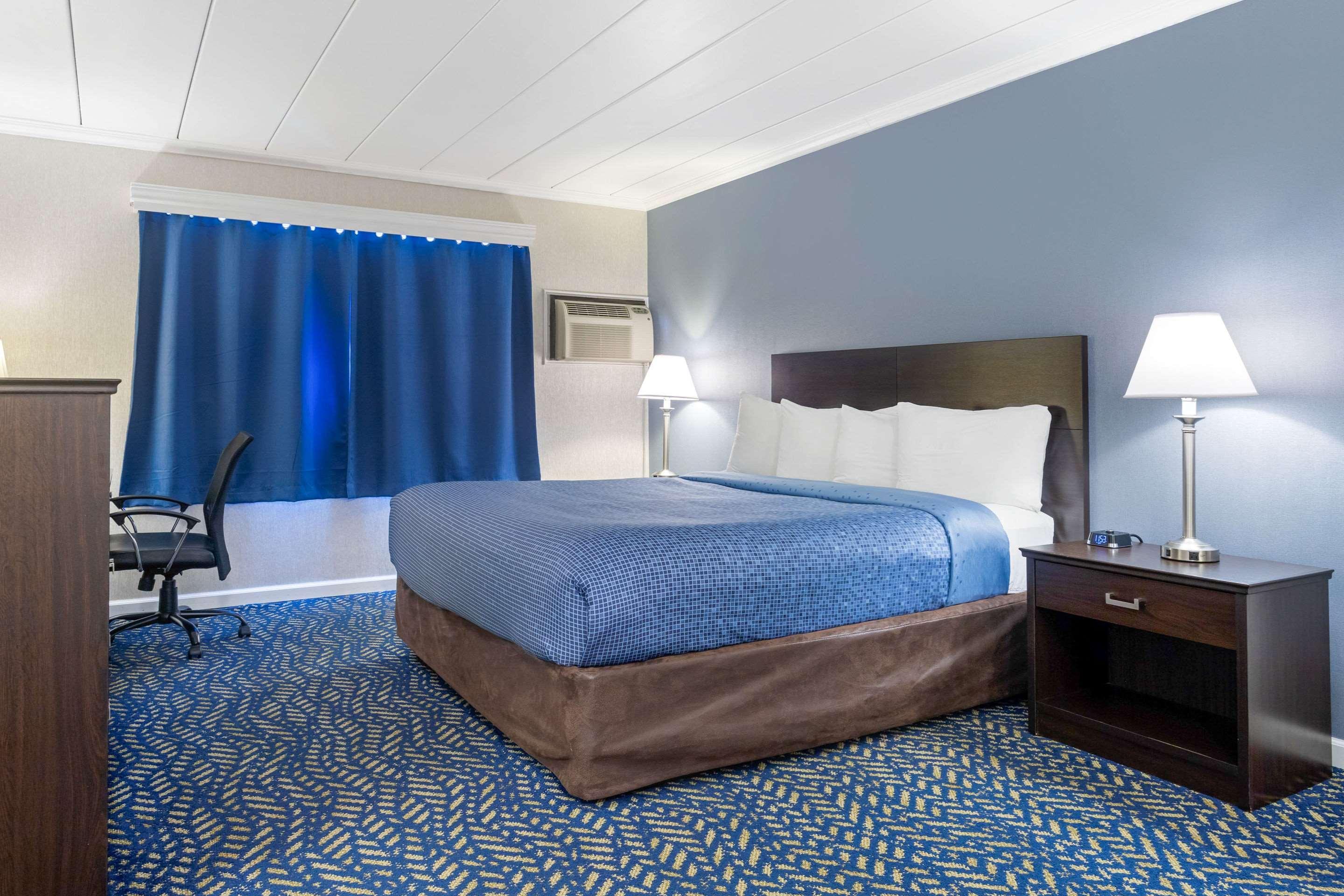 Econo Lodge Hicksville Eksteriør bilde